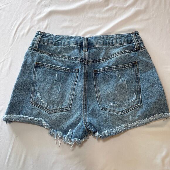 ✨Forever 21 Coca-Cola Women’s Denim Shorts Size 26 Distressed Jean Cutoffs USA - Picture 5 of 7